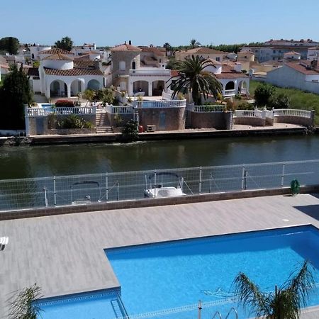 Apartament Amb Piscina Empuriabrava Luaran gambar